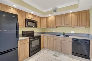 1551 SW 135th Terrace, Pembroke Pines, FL 33027 - Photo 11