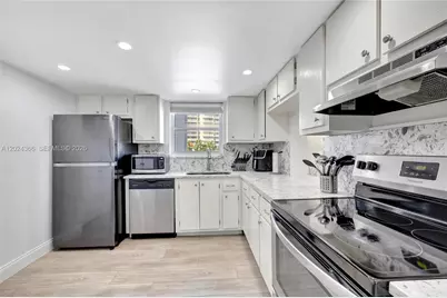 3015 N Ocean Blvd #6A, Fort Lauderdale, FL 33308 - Photo 9