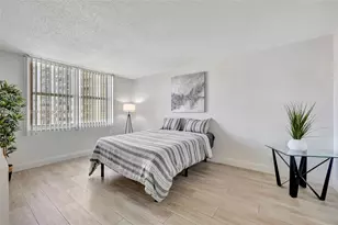 3015 N Ocean Blvd, Fort Lauderdale, FL 33308 - Photo 11