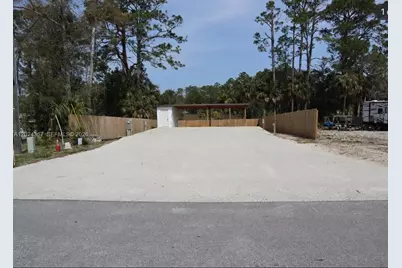 609 SE Second Ave, Other City - In The State Of Florida, FL 32359 - Photo 3