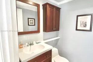 210 172nd St, Sunny Isles Beach, FL 33160 - Photo 9