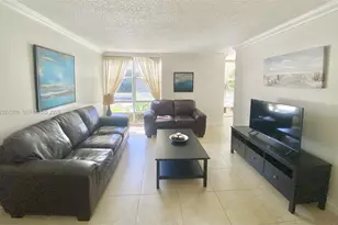 210 172nd St, Sunny Isles Beach, FL 33160 - Photo 3