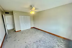 400 Kings Point Dr, Sunny Isles Beach, FL 33160 - Photo 15
