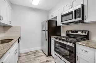 101 SW 132nd Way, Pembroke Pines, FL 33027 - Photo 11
