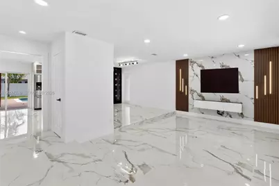 7220 NW 10th Pl, Plantation, FL 33313 - Photo 5