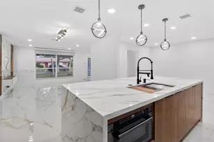 7220 NW 10th Pl, Plantation, FL 33313 - Photo 3