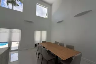 10462 NW 130th St, Hialeah Gardens, FL 33018 - Photo 11