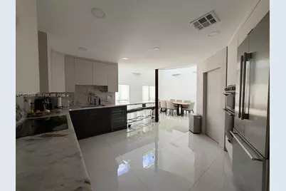 10462 NW 130th St #1, Hialeah Gardens, FL 33018 - Photo 3