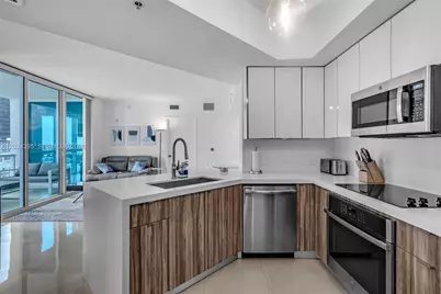 480 NE 30th St #1703, Miami, FL 33137 - Photo 1