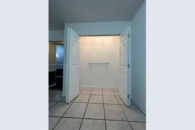 3123 Oakland Shores Dr #D112, Oakland Park, FL 33309 - Photo 5