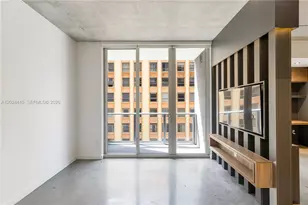 151 SE 1st St, Miami, FL 33131 - Photo 3