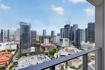 227 NE 2nd St #2805, Miami, FL 33132 - Photo 15