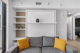 227 NE 2nd St, Miami, FL 33132 - Photo 3
