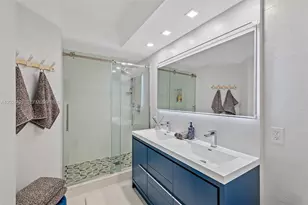 17145 N Bay Rd, Sunny Isles Beach, FL 33160 - Photo 21