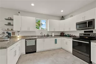 1730 NW 21st St, Homestead, FL 33030 - Photo 17