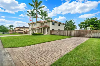 1730 NW 21st St, Homestead, FL 33030 - Photo 11