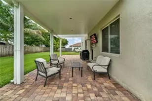 1730 NW 21st St, Homestead, FL 33030 - Photo 5