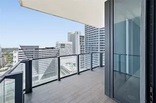 88 SW 7th St, Miami, FL 33130 - Photo 3