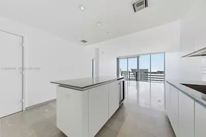 88 SW 7th St #2008, Miami, FL 33130 - Photo 9