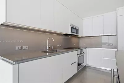 88 SW 7th St #2008, Miami, FL 33130 - Photo 7