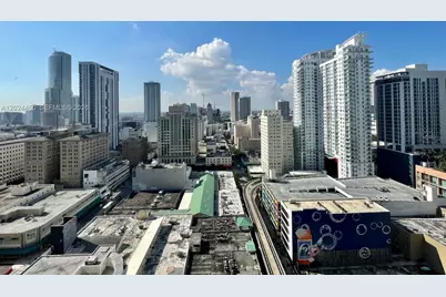 50 Biscayne Blvd #2401, Miami, FL 33132 - Photo 11