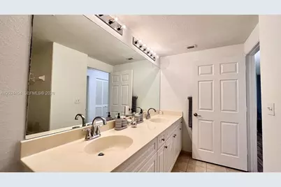 2727 Anzio Ct #106, Palm Beach Gardens, FL 33410 - Photo 23