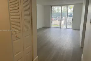 484 NW 165th St Rd, Miami, FL 33169 - Photo 19