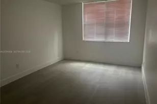 484 NW 165th St Rd, Miami, FL 33169 - Photo 23