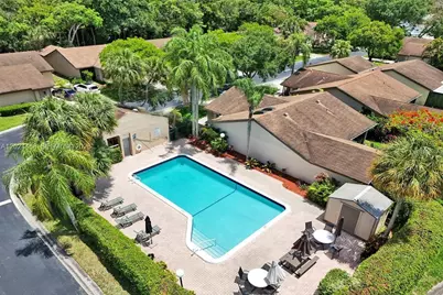 2266 Seagrape Cir, Coconut Creek, FL 33066 - Photo 27