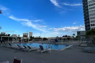 18061 Biscayne Blvd, Aventura, FL 33160 - Photo 17