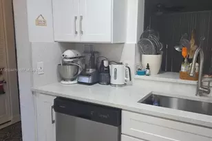 7396 NW 18th St, Margate, FL 33063 - Photo 11