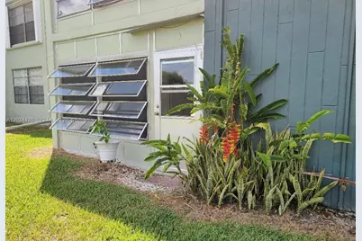 7396 NW 18th St #104, Margate, FL 33063 - Photo 7