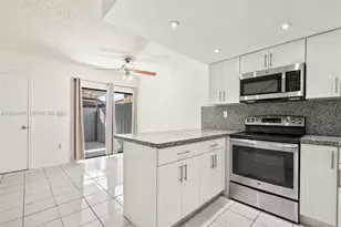 5437 W 21st Ave, Hialeah, FL 33016 - Photo 7