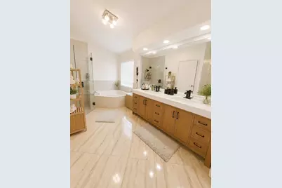 4938 SW 33rd Way, Hollywood, FL 33312 - Photo 9