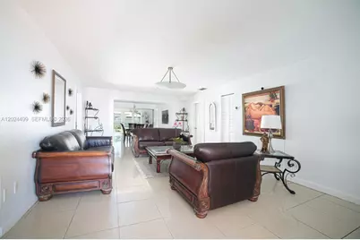 1380 71st St, Miami Beach, FL 33141 - Photo 3