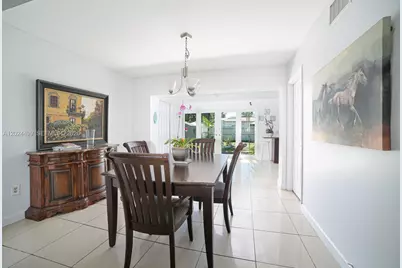 1380 71st St, Miami Beach, FL 33141 - Photo 5