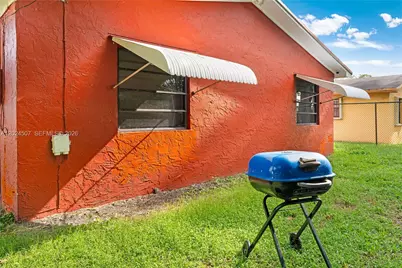 2225 NW 170th Ter, Miami Gardens, FL 33056 - Photo 29