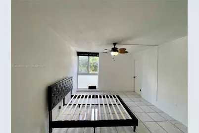 1670 Bay Rd #2B, Miami Beach, FL 33139 - Photo 9