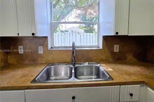 854 SW 8th Pl, Florida City, FL 33034 - Photo 19