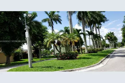 854 SW 8th Pl, Florida City, FL 33034 - Photo 23