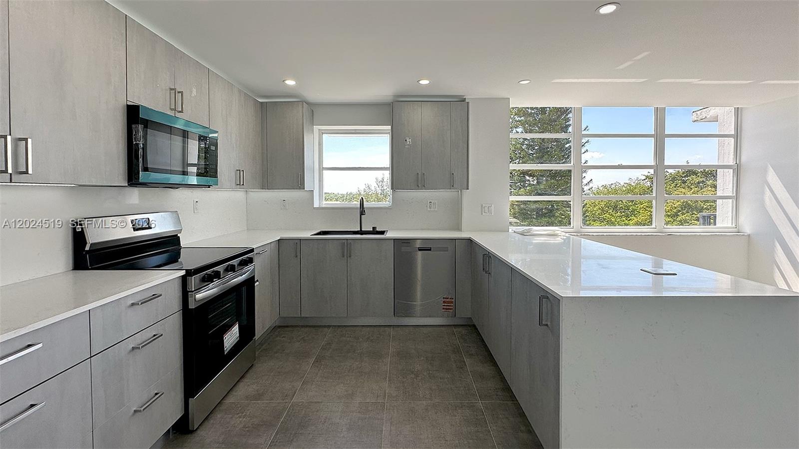 2780 NE 183rd St #701 - 2780 NE 183rd St #701, Aventura, FL 33160 Luxury Property | Jose Angel Pina