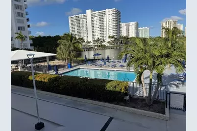 2750 NE 183rd St #1508, Aventura, FL 33160 - Photo 19
