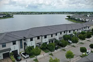 16017 NW 91st Ct, Miami Lakes, FL 33018 - Photo 41