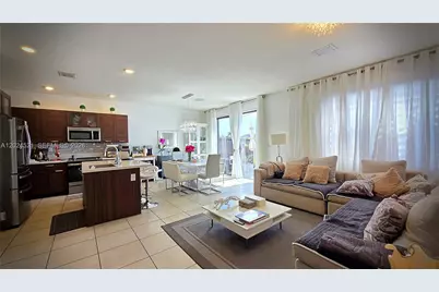 16017 NW 91st Ct, Miami Lakes, FL 33018 - Photo 9