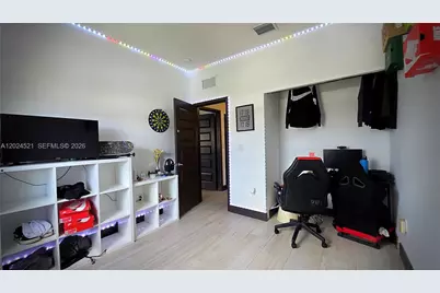 16017 NW 91st Ct, Miami Lakes, FL 33018 - Photo 25