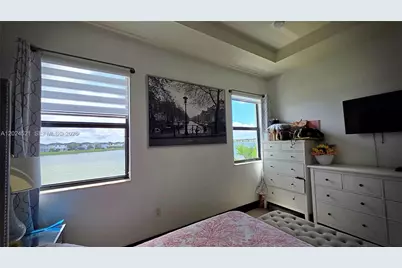 16017 NW 91st Ct, Miami Lakes, FL 33018 - Photo 13