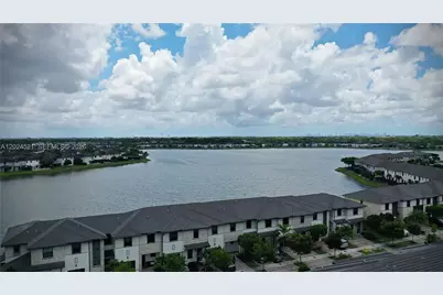 16017 NW 91st Ct, Miami Lakes, FL 33018 - Photo 3