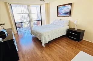 800 Parkview Dr, Hallandale Beach, FL 33009 - Photo 7