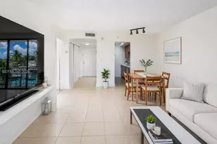 2350 NE 135th St, North Miami, FL 33181 - Photo 5