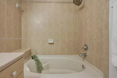 11102 NW 83rd St #108, Doral, FL 33178 - Photo 25